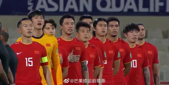 品一品春秋,品一品语言特色