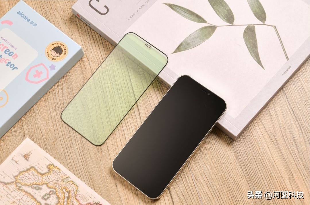 苹果手机贴怎样的钢化膜才算好膜,苹果手机贴钢化膜能起到防护作用