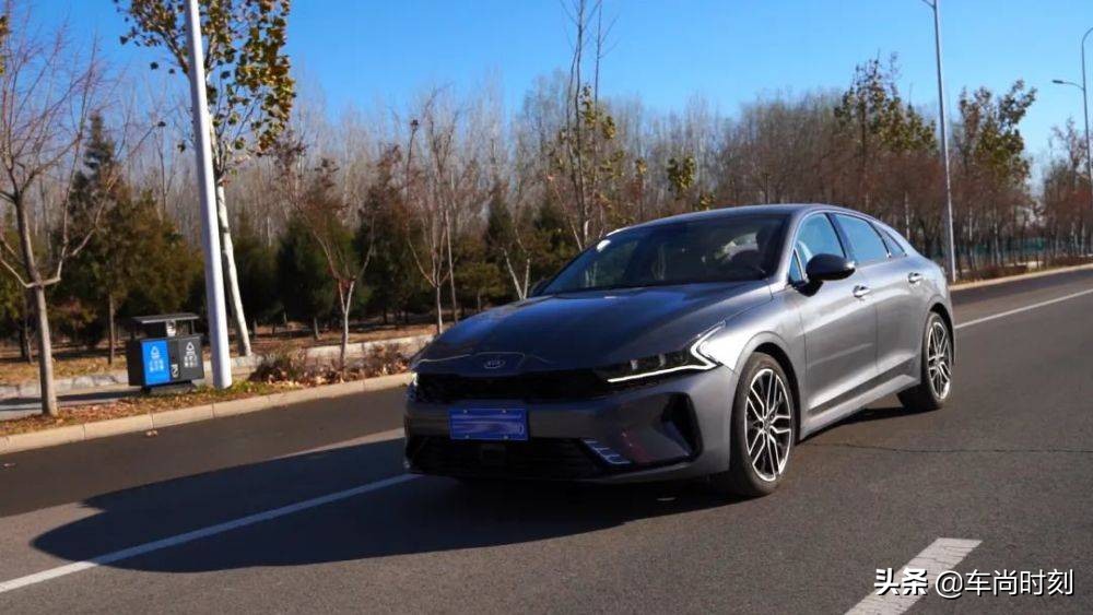 最懂年轻人的车系,开了十年的凯酷k5值得买吗