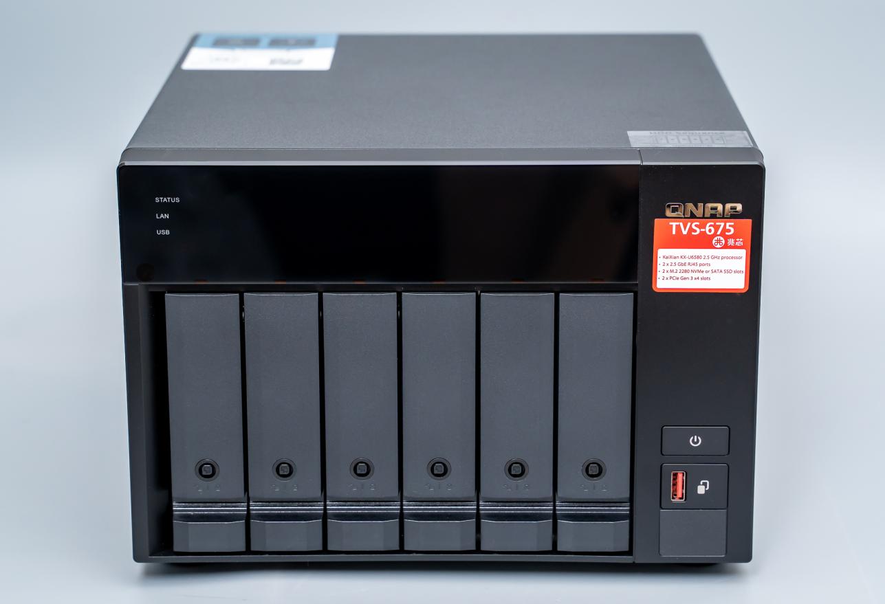 群晖2.5寸nas硬盘推荐,2023威联通nas和群晖nas对比