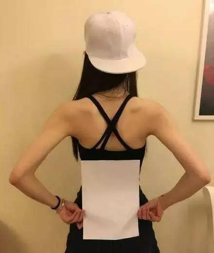 现在的女性审美有多畸形,女性过于看重颜值的后果