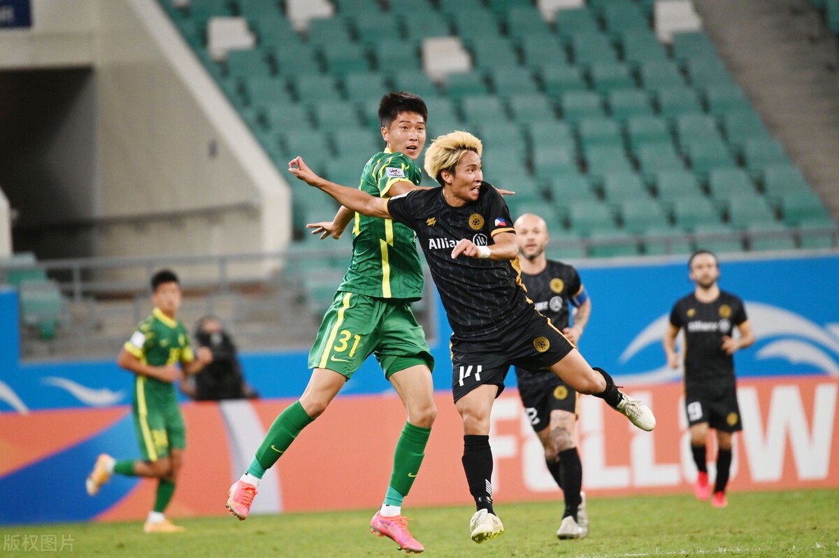 问足球的问题有哪些,李铁临危受命战术思路