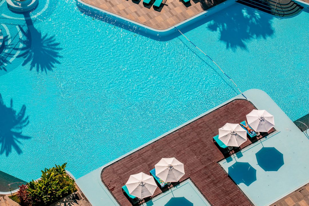 三亚值得去的高端酒店,三亚豪华海景酒店自由行