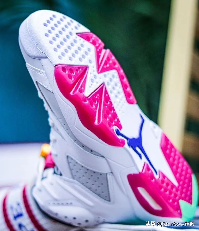 aj6兔八哥六代,aj6兔八哥好看还是手稿好看