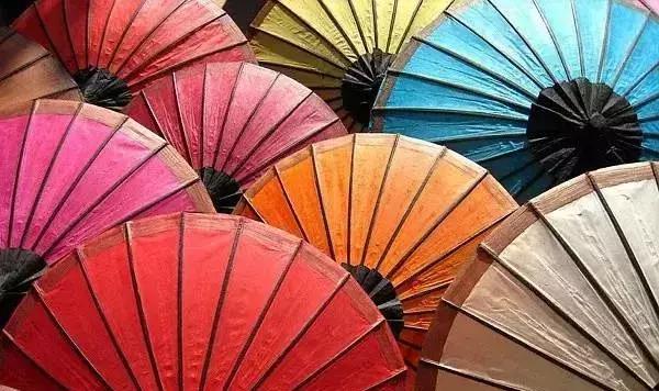 从刷涂料到乳胶漆的过程,桐油漆与水性油漆的优缺点