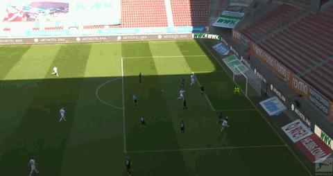 疯狂三场德甲补时都上演绝平,疯狂足球拜仁8-2