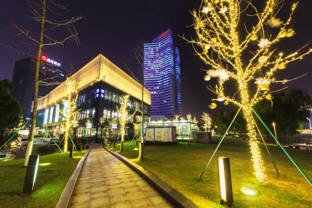 逛完这15条街瞬间看懂上海,逛完这五条街让你彻底爱上杭州