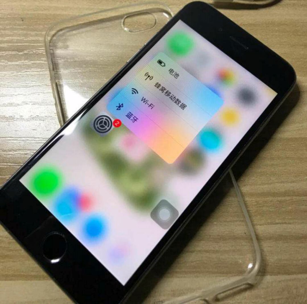 华为mate20pro和iphonexr,华为mate20pro和苹果xr买哪个好