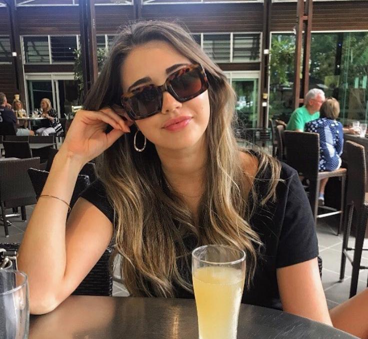 澳洲女子怀孕一个月,女模特怀孕18周