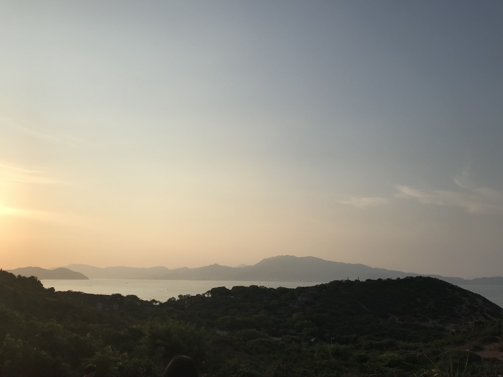 员工不合适要果断开除吗,表里不一的员工开除还是留着