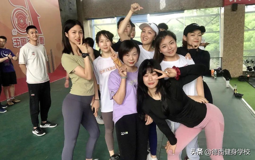 走路腰痛，热爱健身却不能动，最终我在德西“治愈”了自己