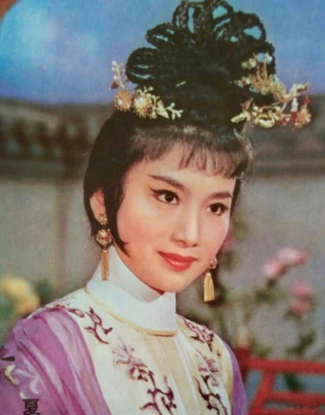 夏梦：金庸的梦中情人，刘德华的伯乐，著名导演为她终生未婚