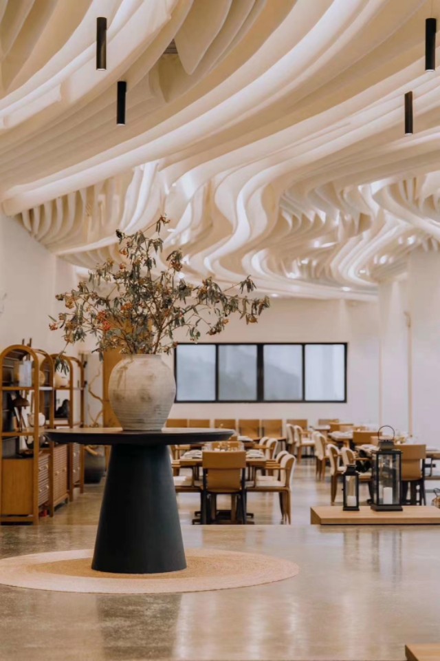 【桥山酒店状元别院】偏爱黄果树，文凡新作，来一场云端之旅