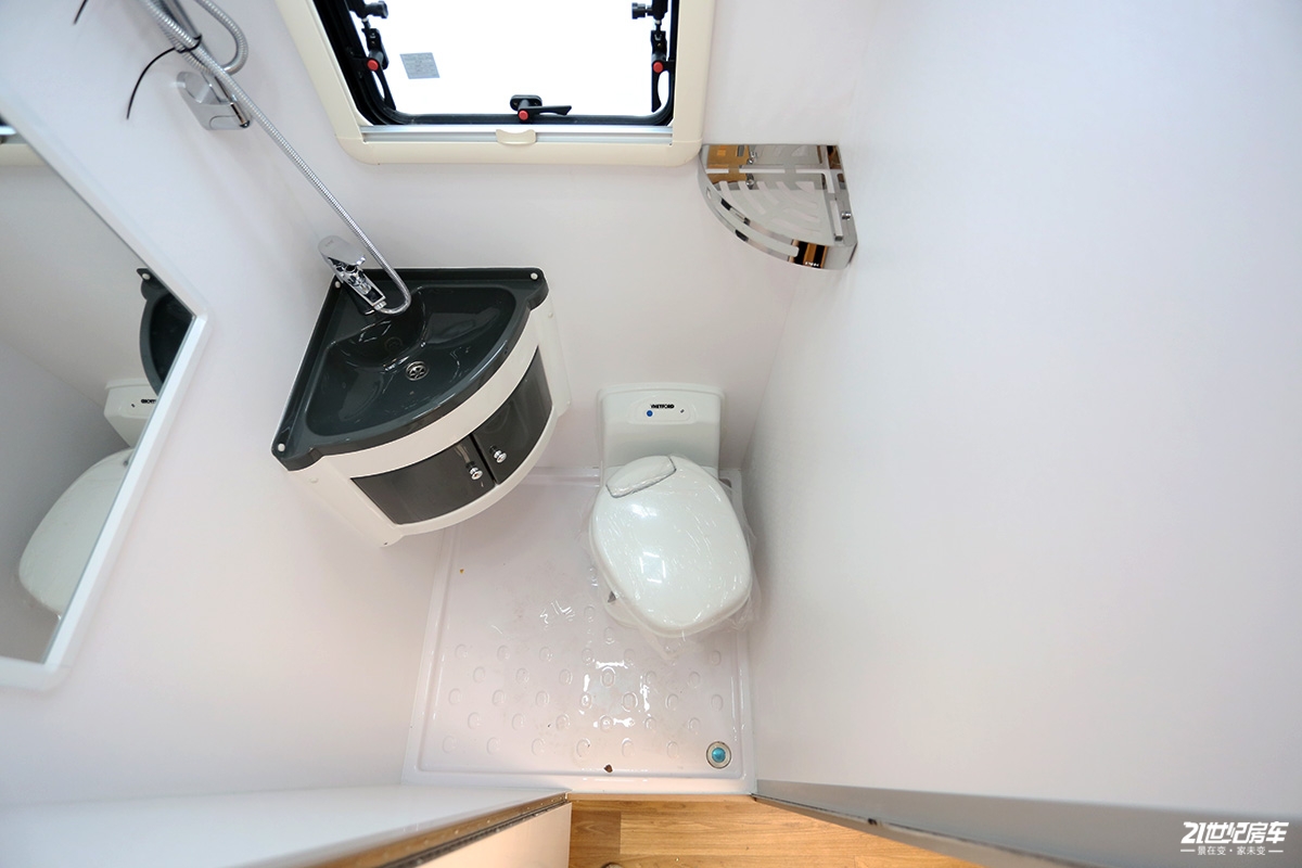 平头轻卡c型房车跃进,详解上汽跃进H500轻卡房车