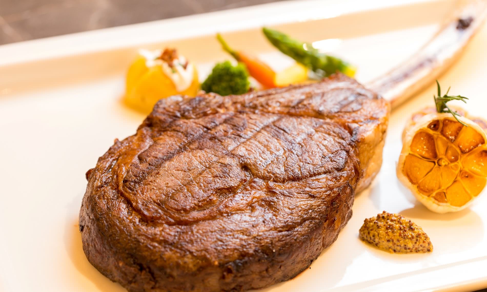 亮彩英雄榜靠谱吗,亮彩英雄排名