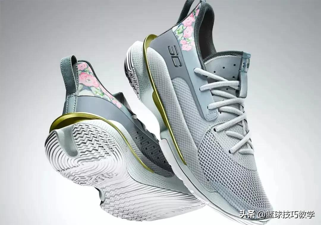 库里7库里上脚配色,库里7穿捍卫主场配色球鞋
