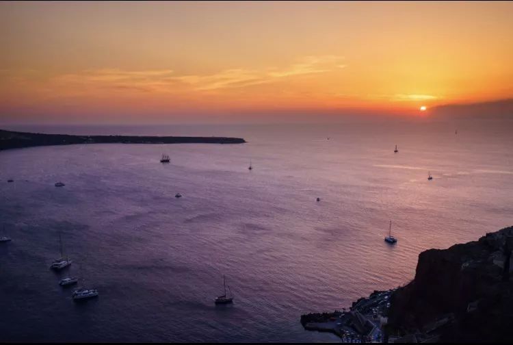 行走的耳朵原唱完整版,行走的耳朵小说