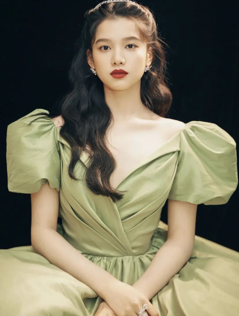 巩皇霸气红毯造型,巩皇红毯气场