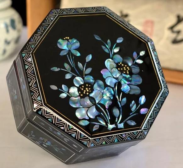 珐琅琉璃有什么区别,看看清代各种老琉璃珠是什么样的