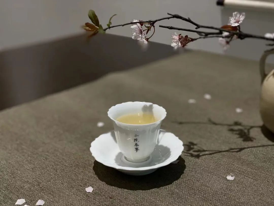 盖碗茶具的优缺点,陶盖碗适合什么茶具使用