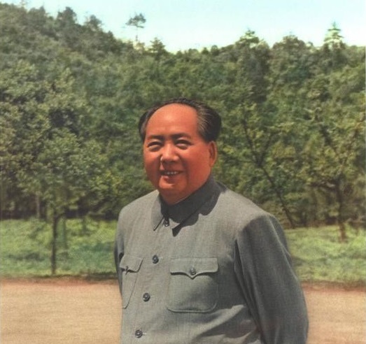 叶飞请示：是不是连美舰一起打？毛*东泽**回答：只打蒋舰，不打美舰