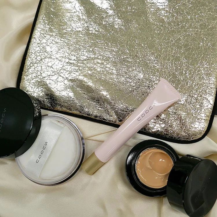 POLA、CPB、LADUREE、SUQQU，圣诞限定谁最丑