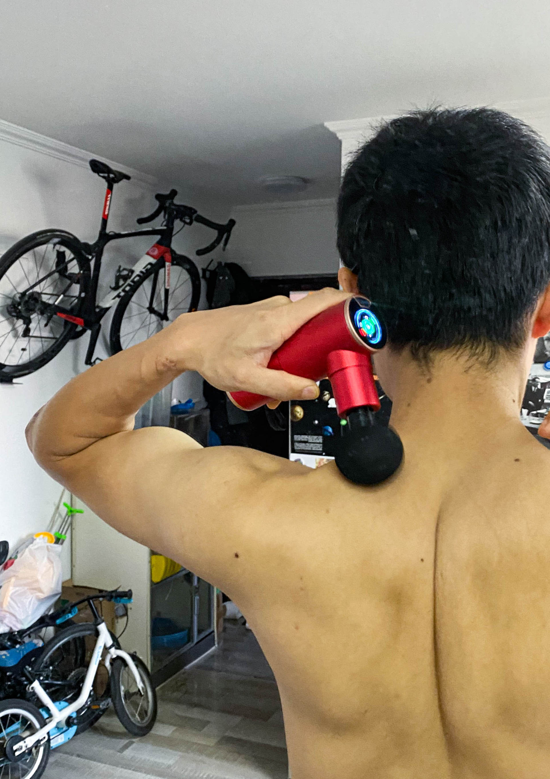 菠萝君mini2筋膜枪,菠萝君筋膜按摩枪视频