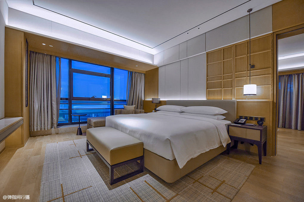 度假从候机开始，这间开在机场里的酒店，既安逸又不会误机