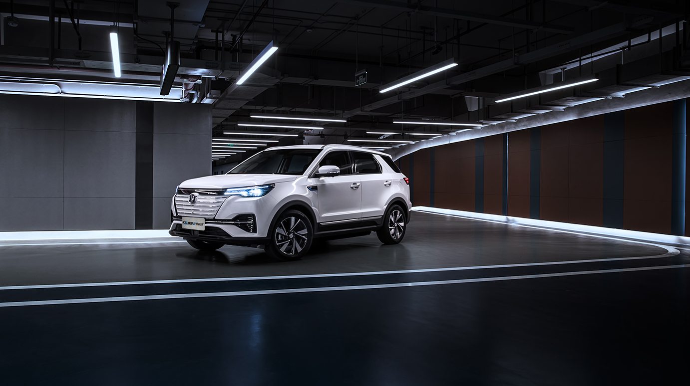 长安cs55纯电版续航605公里落地价,长安cs55纯电版深度评测