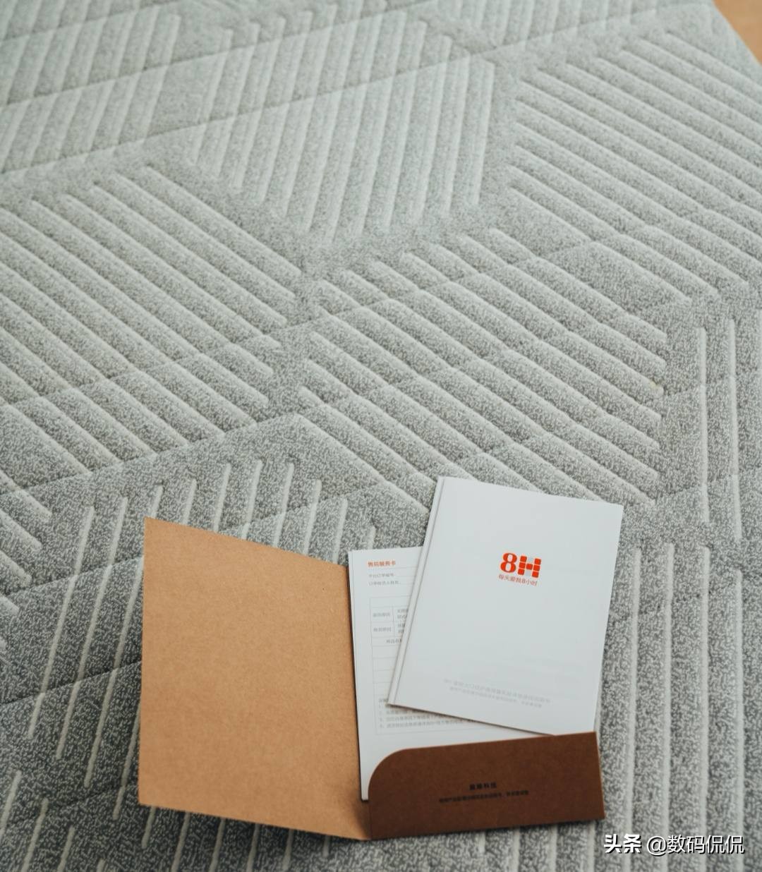 不想睡弹簧床,8h床垫黑金刚试睡100天