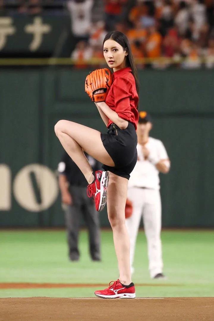 4年蝉联“日本男人最爱身材”身材比例完美，减脂做好这三方面