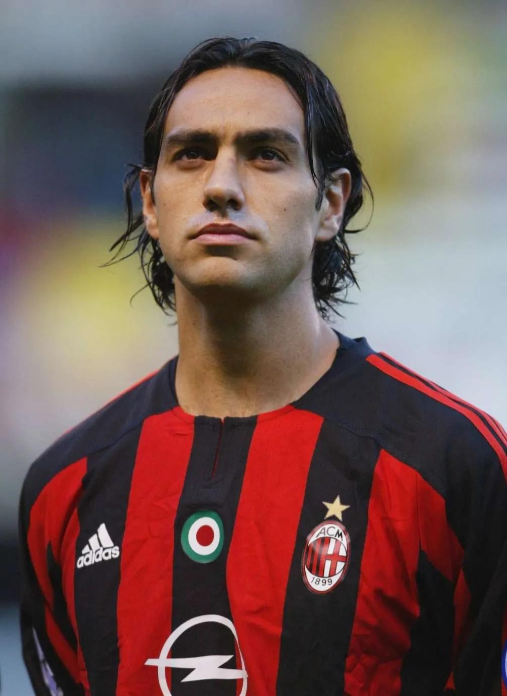 ac米兰最佳阵容维埃拉,ac米兰足球俱乐部阵容