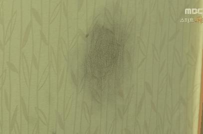 白墙上的污渍修补,白墙有黑印怎么能清除