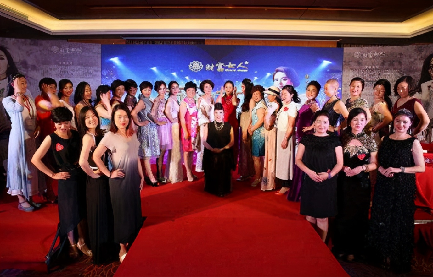 名媛拼单炫富教学视频,名媛拼单炫富案例