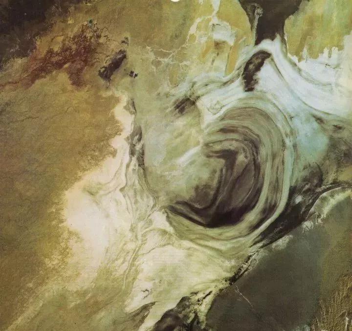 *疆新**4亿年前的“死海”正在复活，太壮观了!面积超1万平方公里