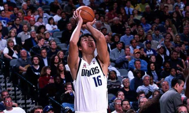 王治郅重现nba现场,王治郅登陆nba