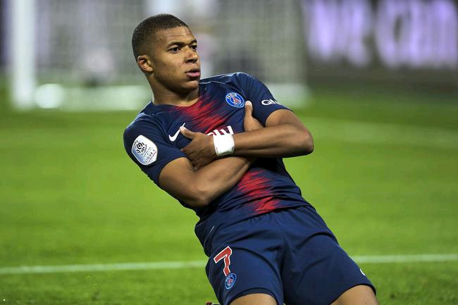 足坛绝代双骄时期的第三人有哪些,足坛绝代双骄后时代第一人内马尔