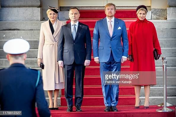 她打遍天下无敌手,红裙让丹麦王妃惨败,同框梅拉尼亚也是稳赢