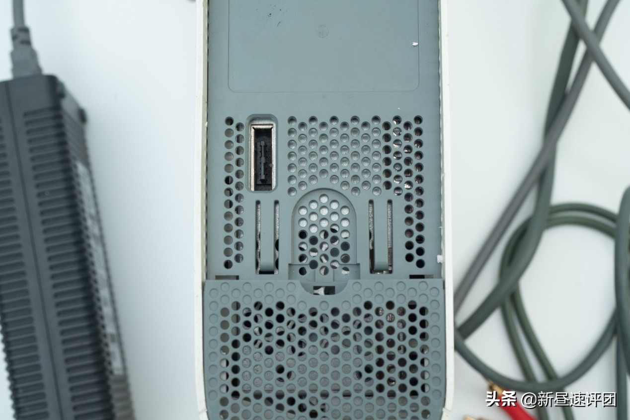 xbox360修复,xbox360e拆机维修