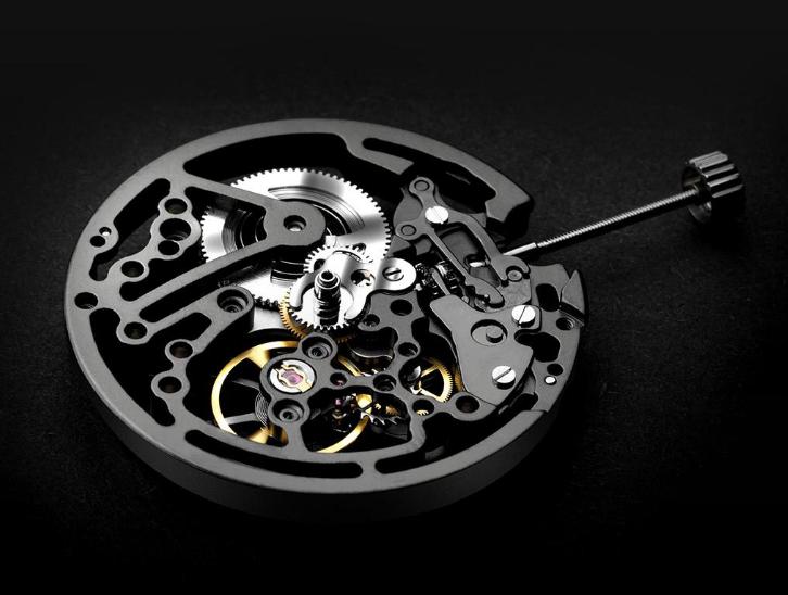 德国红点奖+小米有品定制，玺佳全镂空机械表899元打造性价比首选