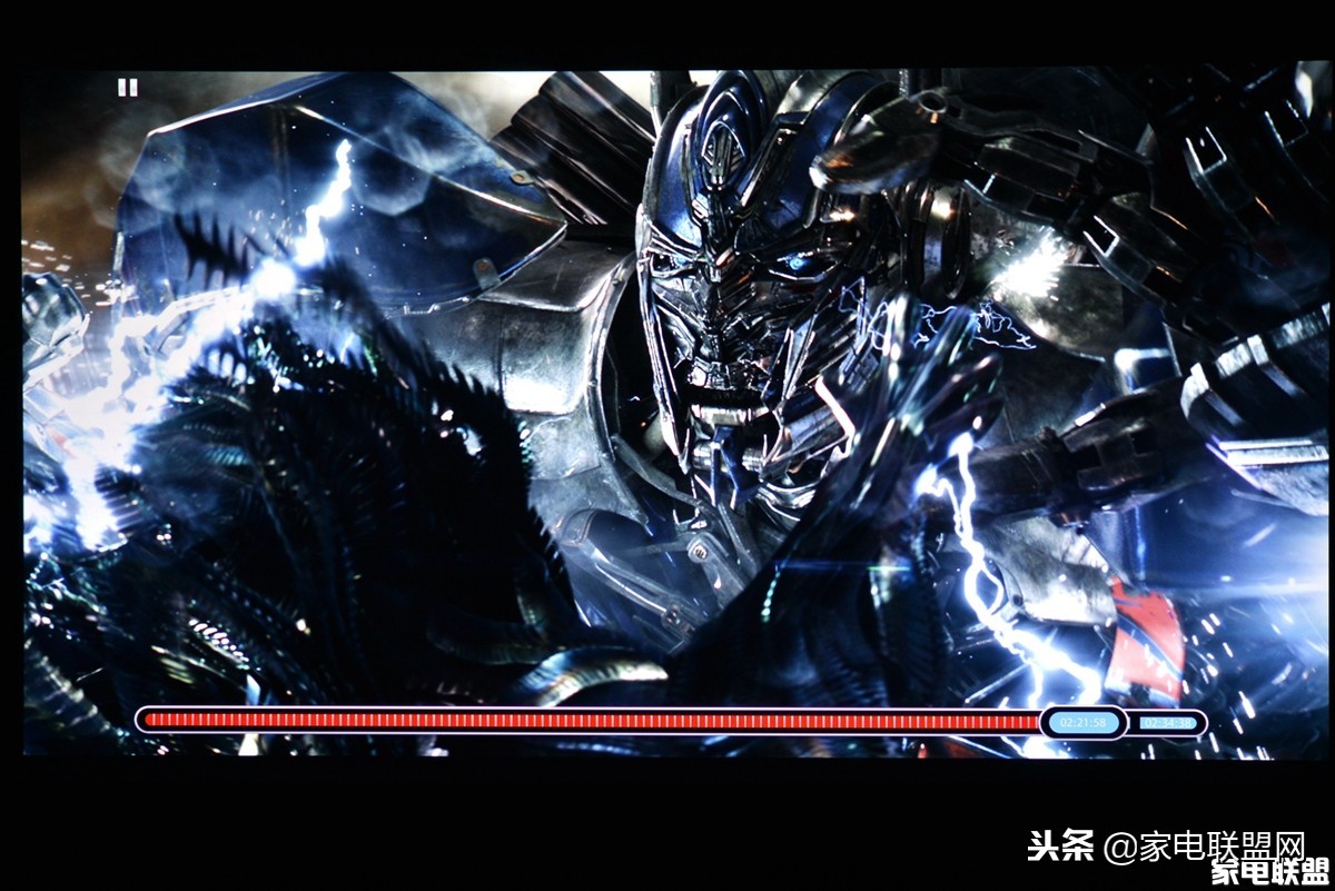 小身材却有大能量-AcerV6810轻松演绎180吋清晰4K画面