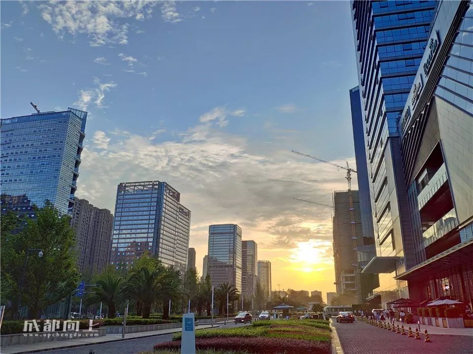 成都最贵的街是哪里,成都最豪华的步行街