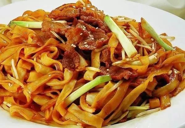 五一必打卡人气美食街推荐,7条吃货必打卡的美食街