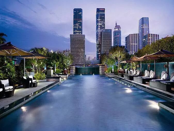 娣卞湷鍗佸ぇ椤剁骇閰掑簵鍥剧墖,娣卞湷鍗佸ぇ璞崕閰掑簵