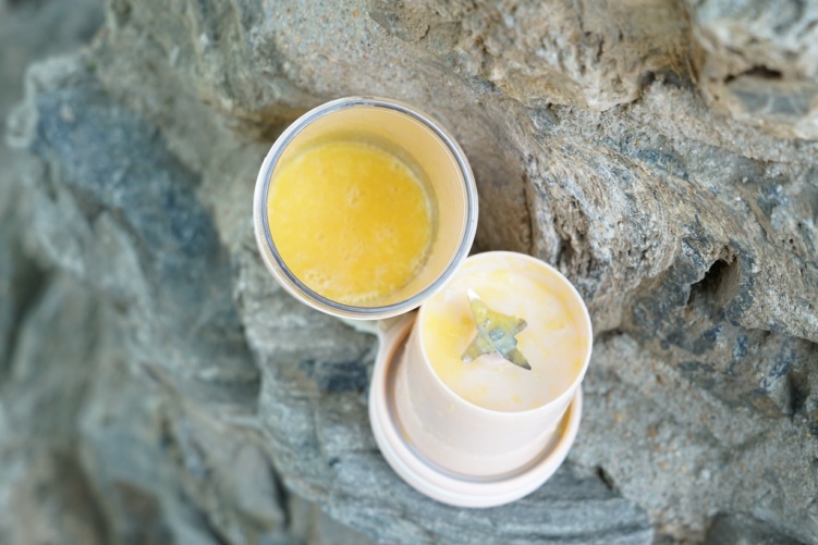 能随身携带的鲜榨果汁机，仅售百元，40秒完成一杯鲜榨果汁