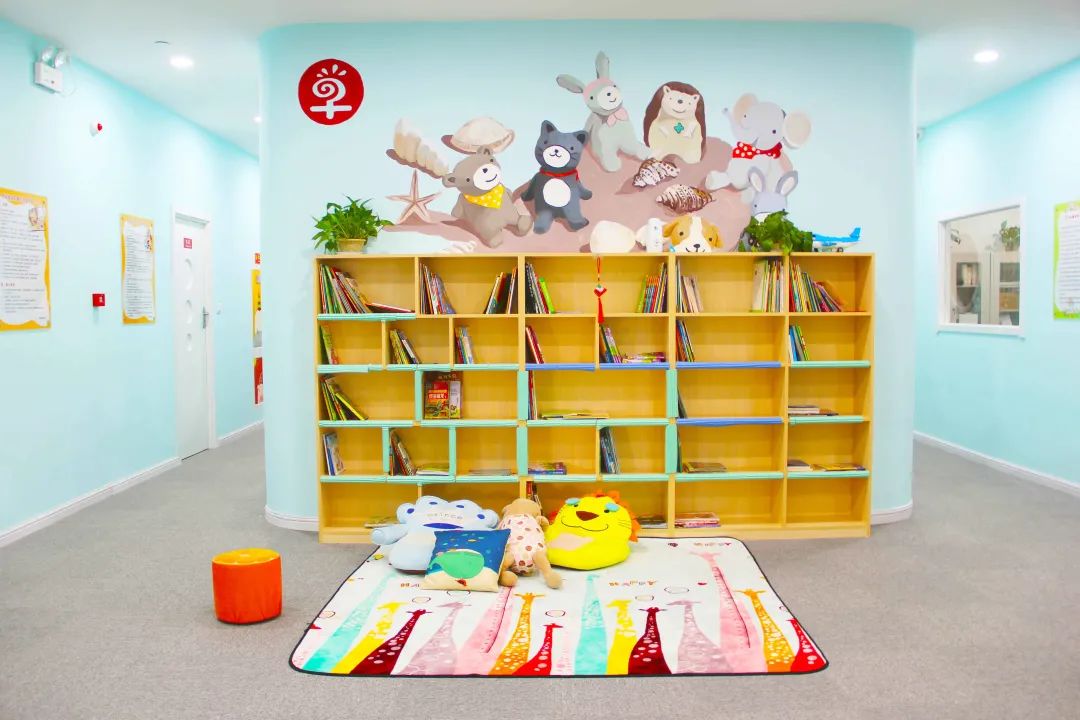 公立私立幼儿园升小学有什么区别,公办幼儿园和民办园的学费区别