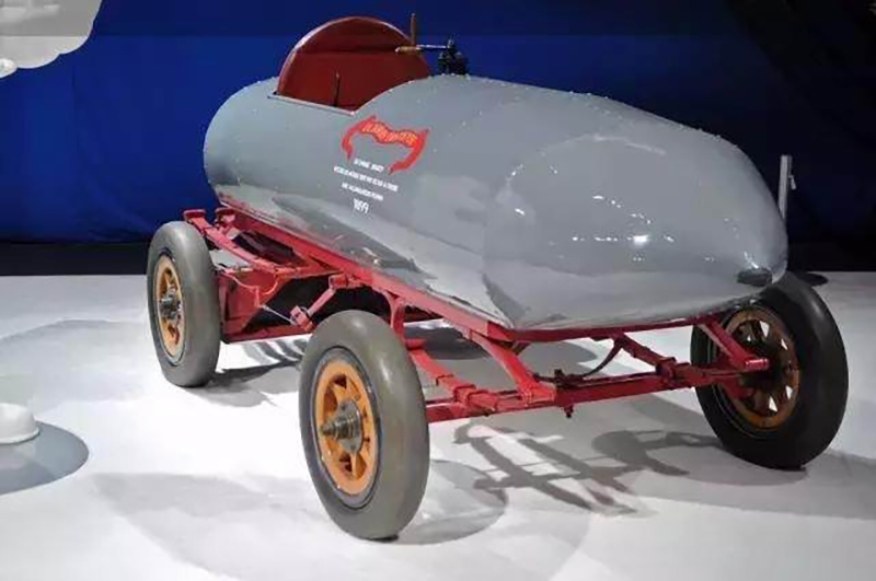 复兴型内燃机车的发展史,近3年电动车发展