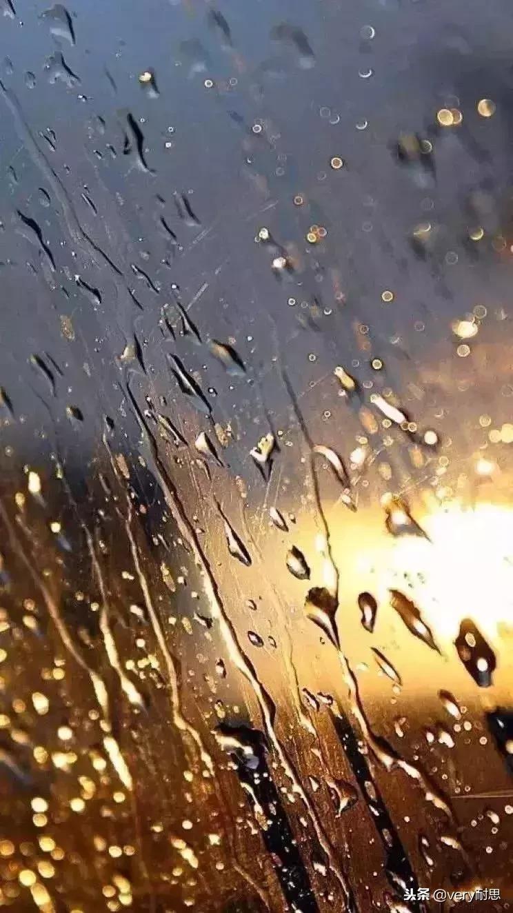 手机进水屏幕壁纸,壁纸进水了怎么恢复