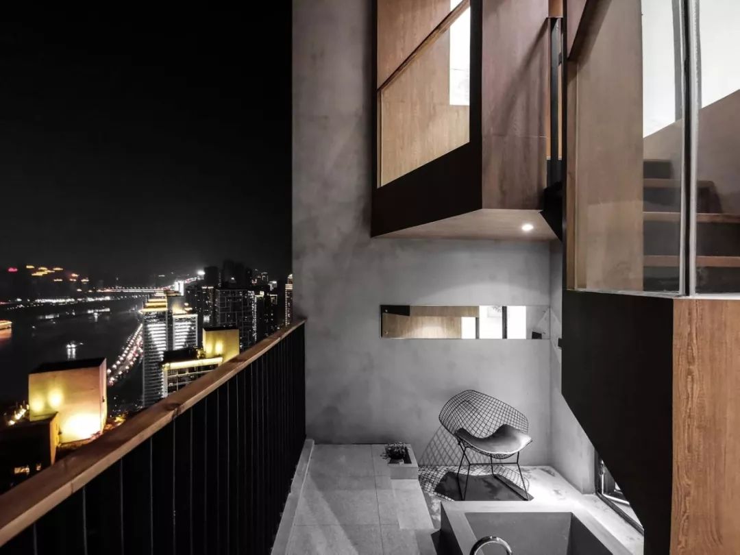 居民楼旧房改造成民宿风格,爆改旧楼成民宿