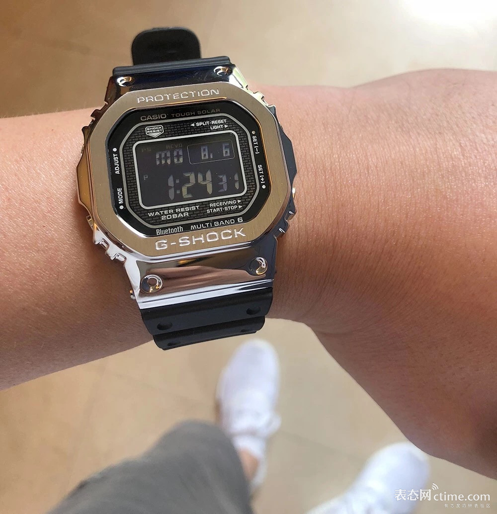 卡西欧劳力士联名小方块,百达翡丽和劳力士哪个才是硬通货